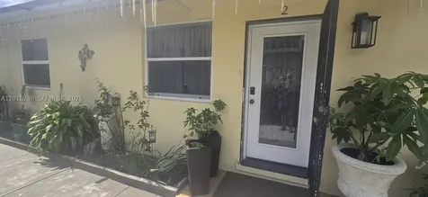 149 NW 17th Place Miami FL 33125