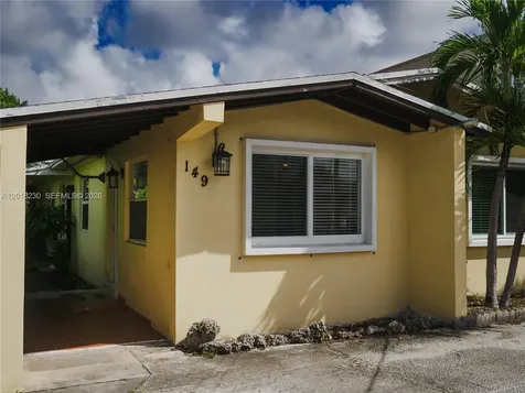149 NW 17th Place Miami FL 33125