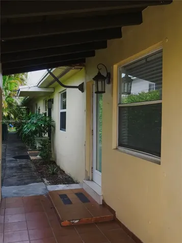 149 NW 17th Place Miami FL 33125