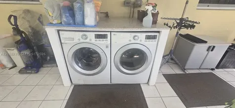 149 NW 17th Place Miami FL 33125