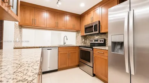 1621 Collins Avenue Miami Beach FL 33139