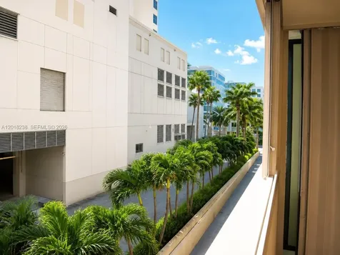 1621 Collins Avenue Miami Beach FL 33139