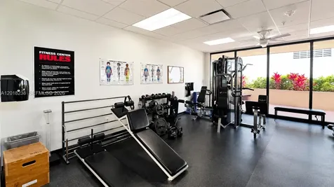 1621 Collins Avenue Miami Beach FL 33139