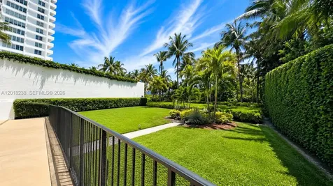 1621 Collins Avenue Miami Beach FL 33139