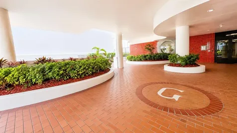 1621 Collins Avenue Miami Beach FL 33139