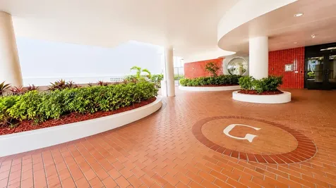 1621 Collins Avenue Miami Beach FL 33139