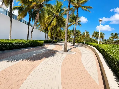 1621 Collins Avenue Miami Beach FL 33139