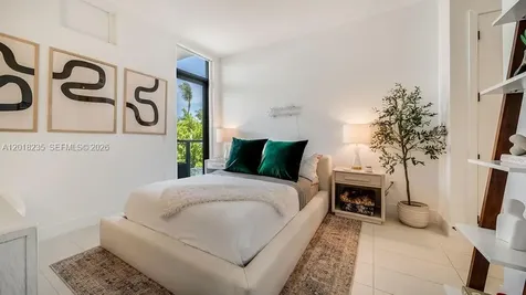 1030 15th Street Miami Beach FL 33139