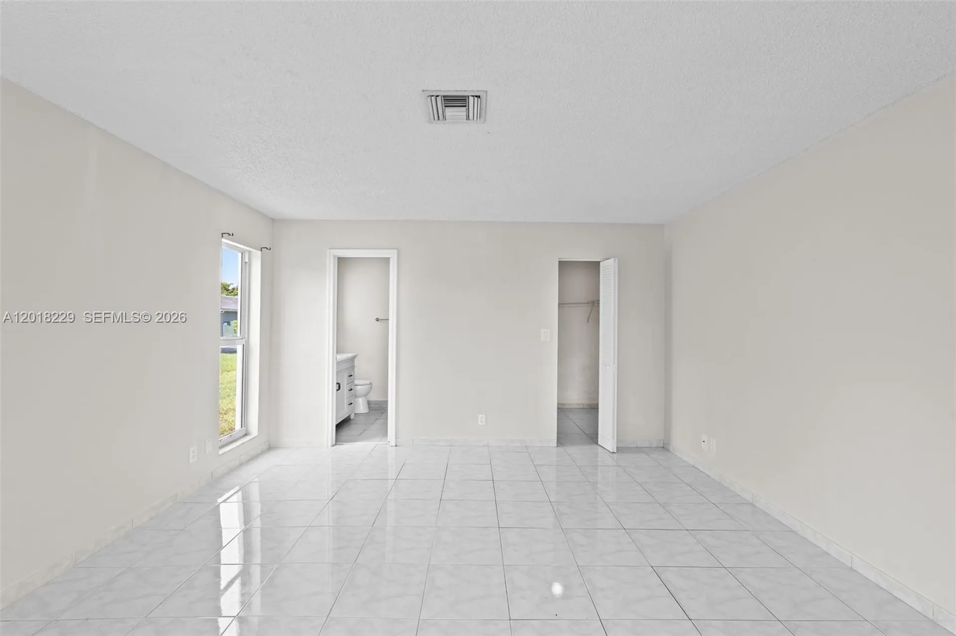 3165 NW 116 Avenue Coral Springs FL 33065