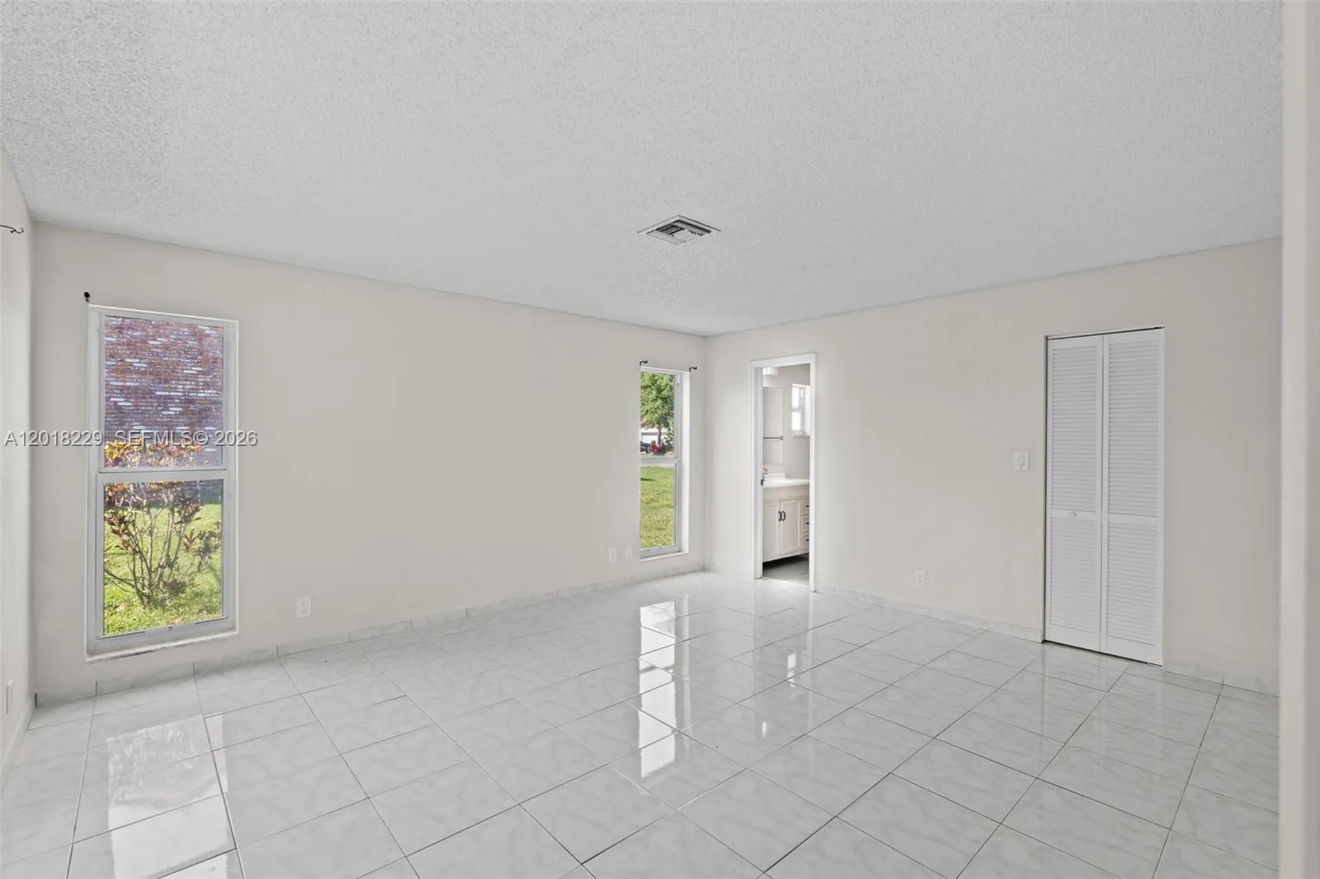 3165 NW 116 Avenue Coral Springs FL 33065