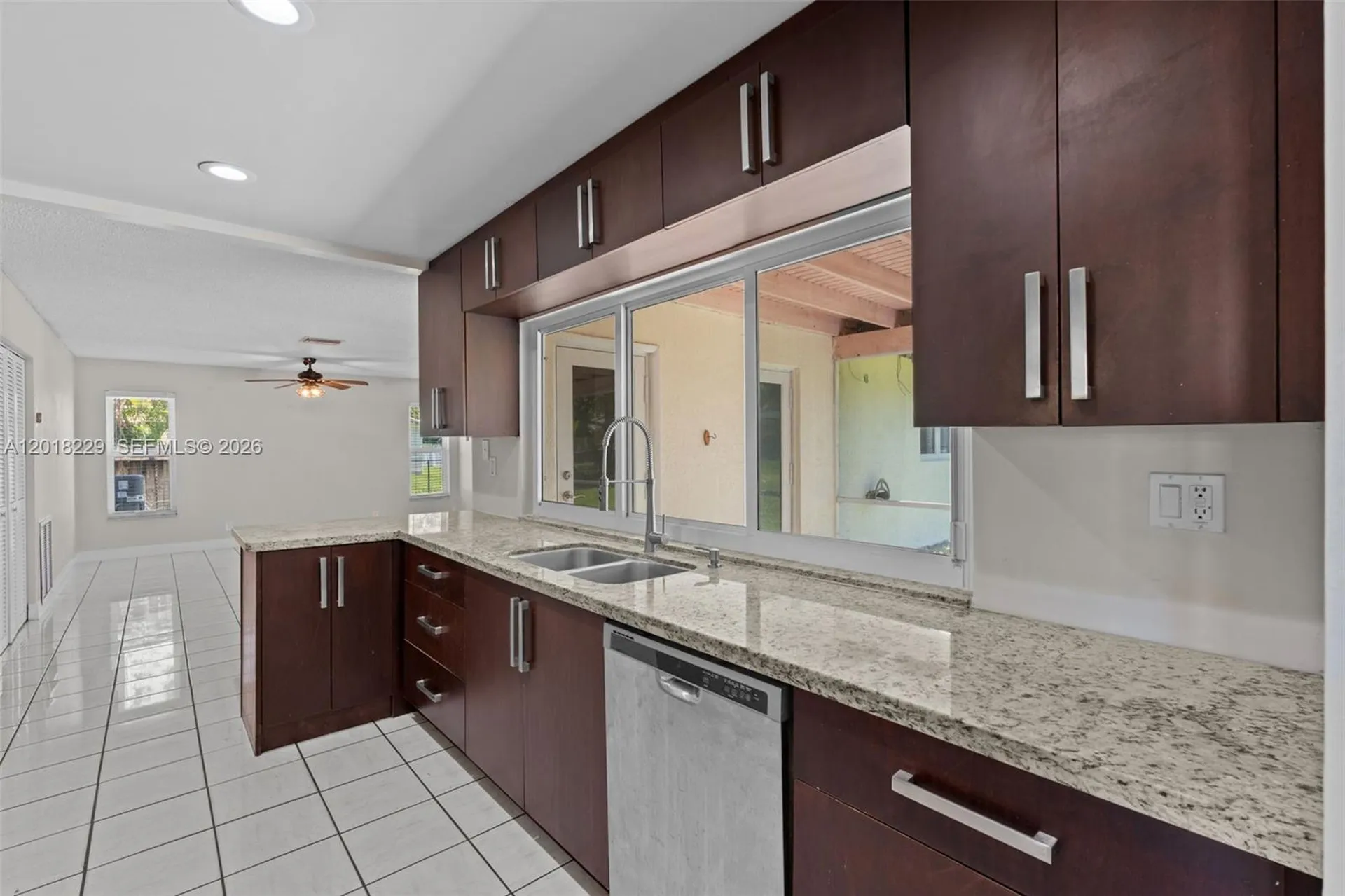 3165 NW 116 Avenue Coral Springs FL 33065