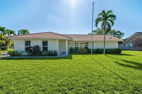 3165 NW 116 Avenue Coral Springs FL 33065