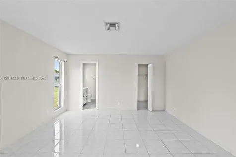 3165 NW 116 Avenue Coral Springs FL 33065