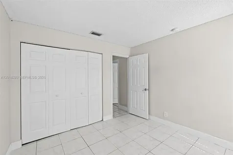 3165 NW 116 Avenue Coral Springs FL 33065