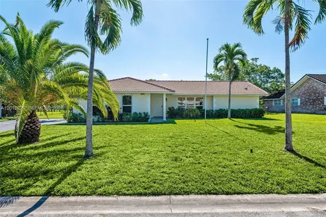 3165 NW 116 Avenue Coral Springs FL 33065