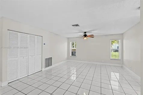 3165 NW 116 Avenue Coral Springs FL 33065