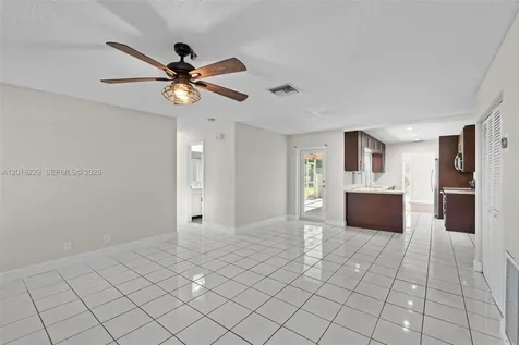 3165 NW 116 Avenue Coral Springs FL 33065