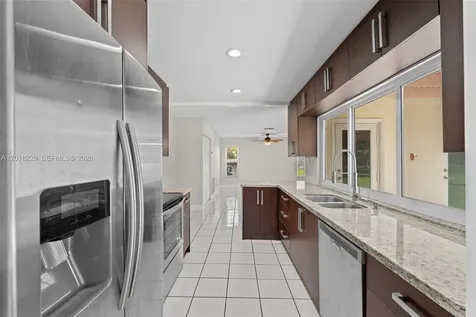 3165 NW 116 Avenue Coral Springs FL 33065