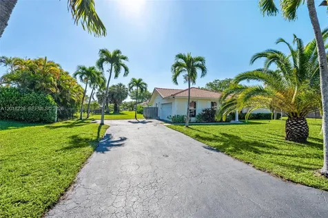 3165 NW 116 Avenue Coral Springs FL 33065
