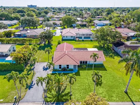3165 NW 116 Avenue Coral Springs FL 33065