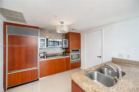 17201 Collins Avenue Sunny Isles Beach FL 33160