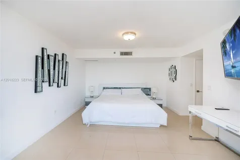 17201 Collins Avenue Sunny Isles Beach FL 33160