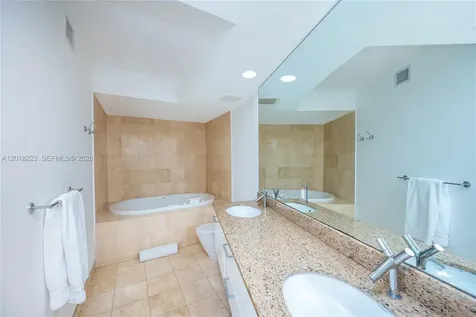 17201 Collins Avenue Sunny Isles Beach FL 33160
