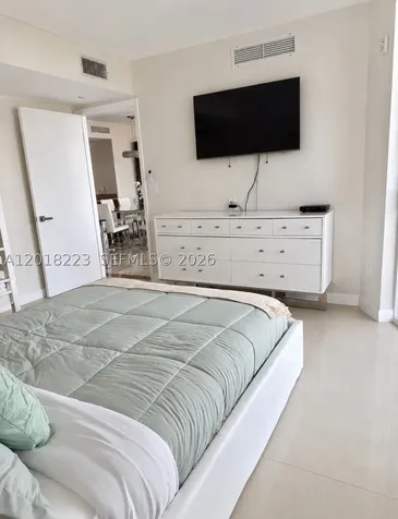 17201 Collins Avenue Sunny Isles Beach FL 33160