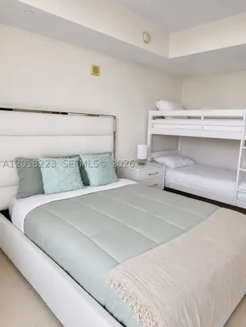 17201 Collins Avenue Sunny Isles Beach FL 33160