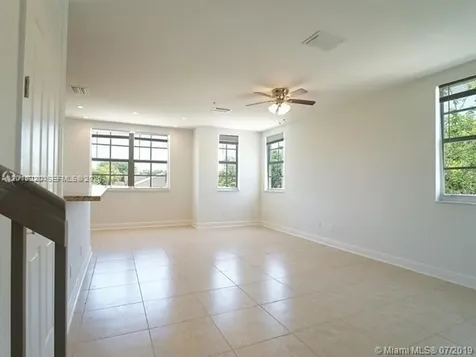 7738 NW 5th Street Plantation FL 33324
