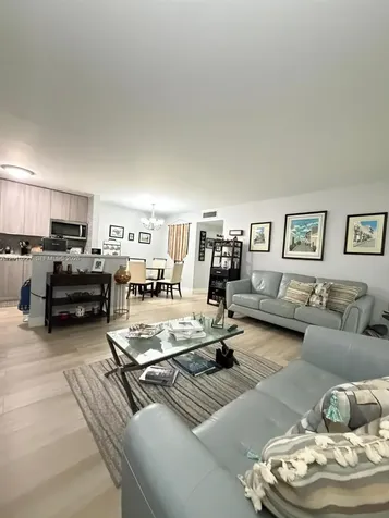 761 NE 199th Street Miami FL 33179