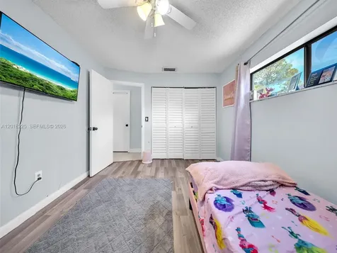 1027 SW 49th Terrace Margate FL 33068