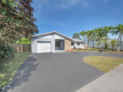 1027 SW 49th Terrace Margate FL 33068
