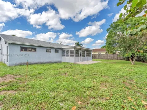1027 SW 49th Terrace Margate FL 33068