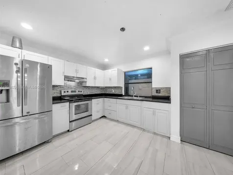 1027 SW 49th Terrace Margate FL 33068