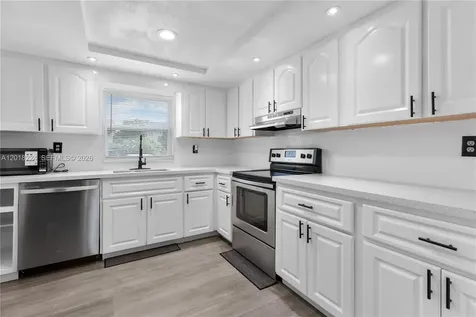 7958 SW 6th Street North Lauderdale FL 33068