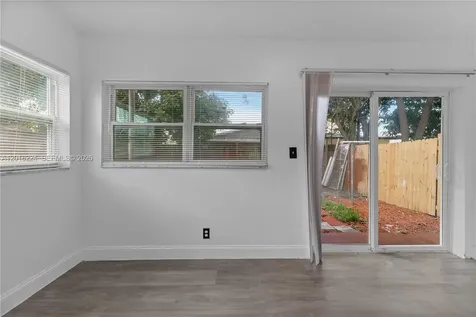 7958 SW 6th Street North Lauderdale FL 33068