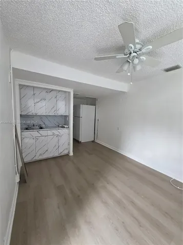 4601 SW 5th Street Miami FL 33134