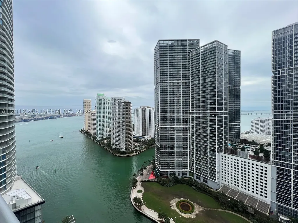 200 Biscayne Boulevard Way Miami FL 33131