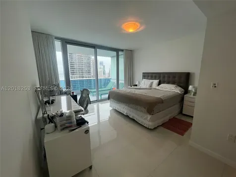 200 Biscayne Boulevard Way Miami FL 33131