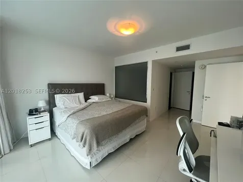 200 Biscayne Boulevard Way Miami FL 33131