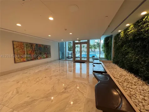 200 Biscayne Boulevard Way Miami FL 33131