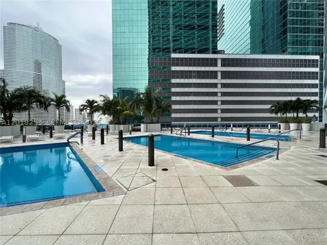 200 Biscayne Boulevard Way Miami FL 33131