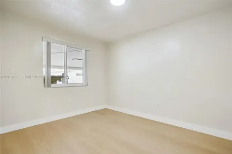 532 SW 79th Avenue Miami FL 33144