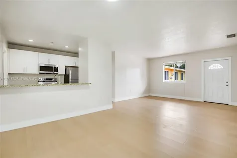 532 SW 79th Avenue Miami FL 33144