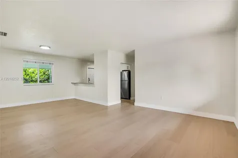 532 SW 79th Avenue Miami FL 33144