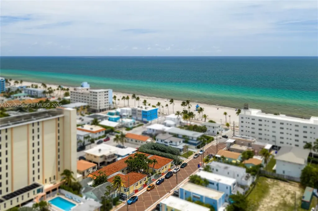 335 Georgia Street Hollywood FL 33019