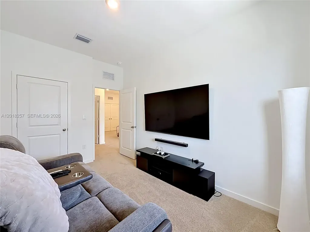 939 NW 3rd Terrace Pompano Beach FL 33060