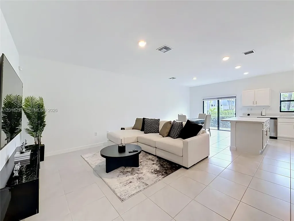 939 NW 3rd Terrace Pompano Beach FL 33060