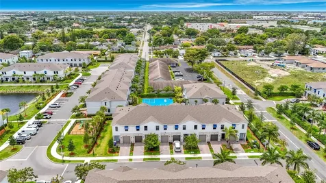 939 NW 3rd Terrace Pompano Beach FL 33060